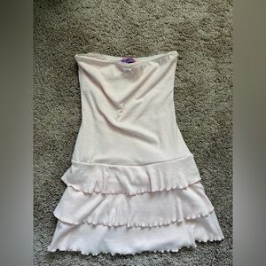 Edikted Soft Pink Lace-Trimmed dress